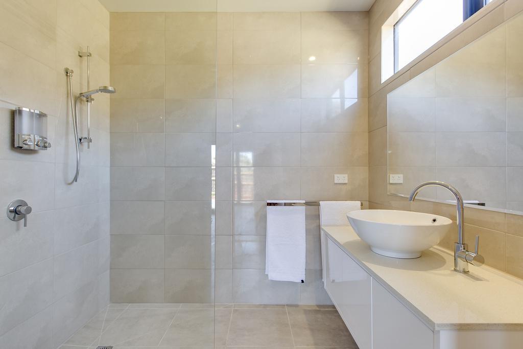 Silversands Beach Cottage Маунт-Марта Номер фото